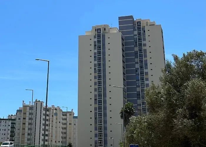 Sunstudio Tarik Al Portimão